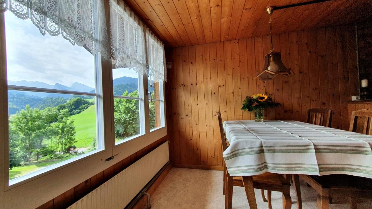 Adlerhorst - Apartment Im Niedersimmental Oey Екстериор снимка